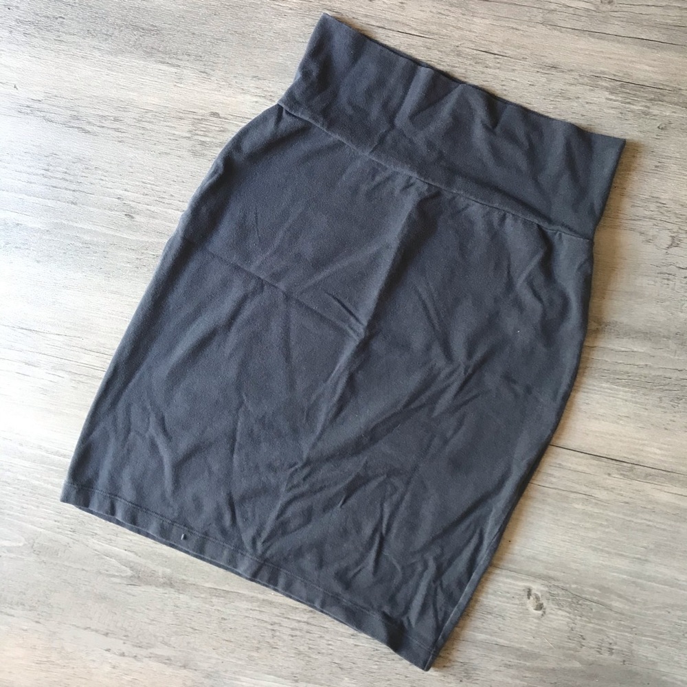 ♥️ 3/$15 Slate stretch pencil skirt